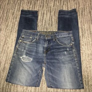 American Eagle distressed skinny jeans size 30/34